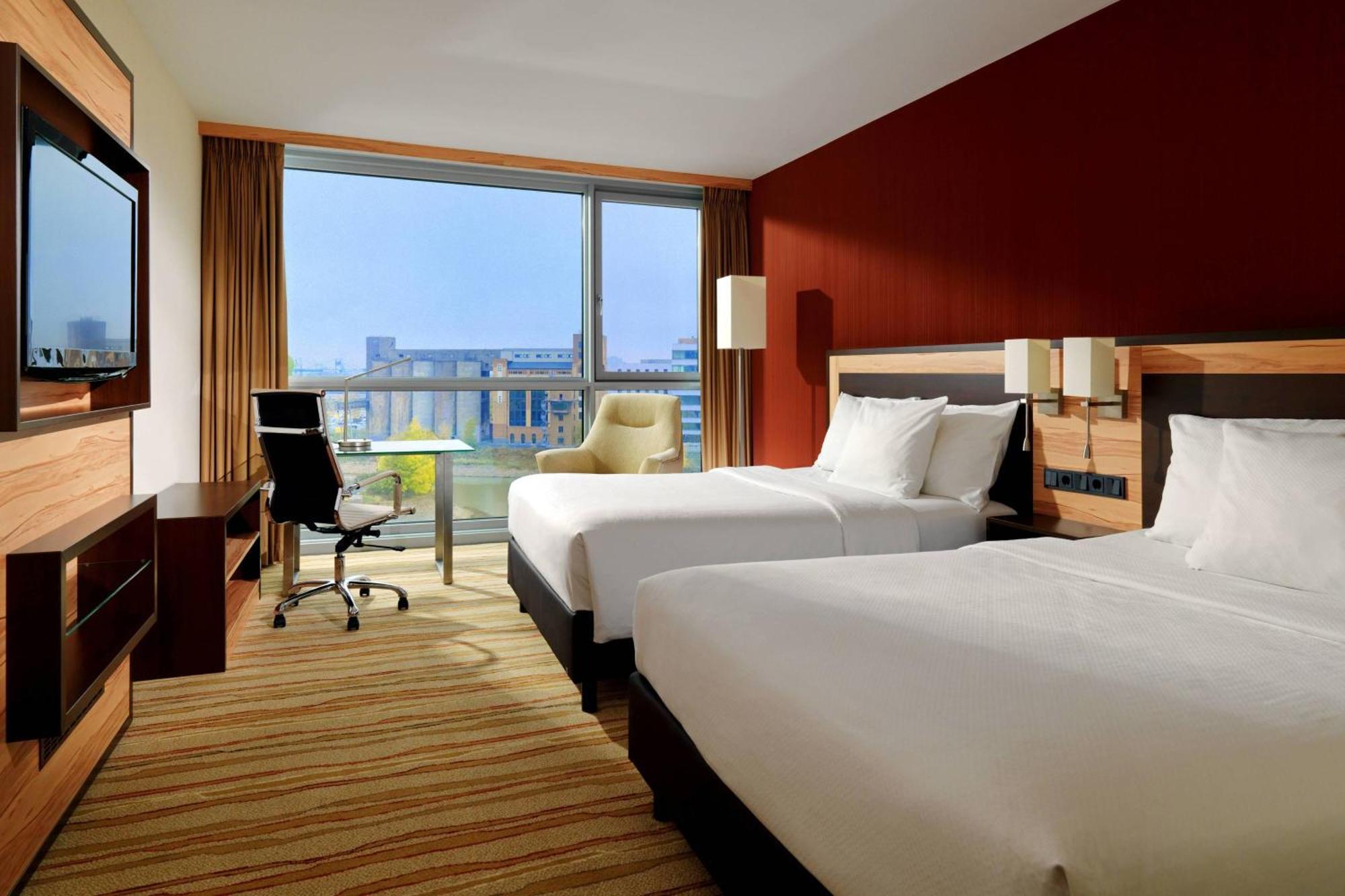 Hotel Courtyard By Marriott Duesseldorf Hafen Exterior foto